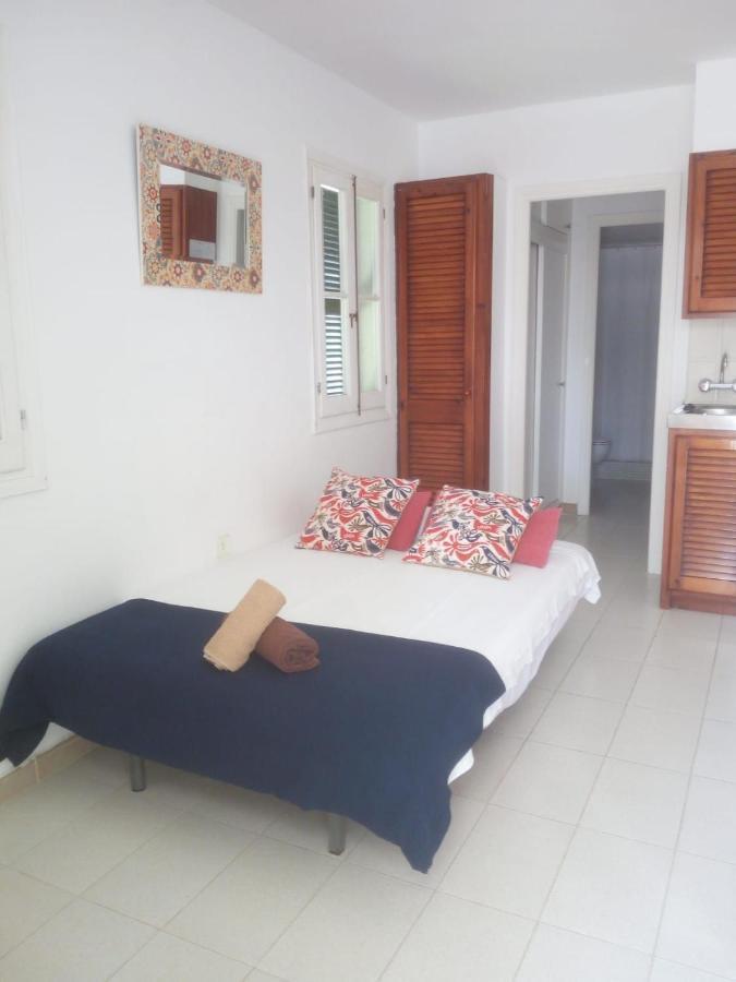 Apartamentos Playa Park Brisas Son Xoriguer קאלאן בוש מראה חיצוני תמונה