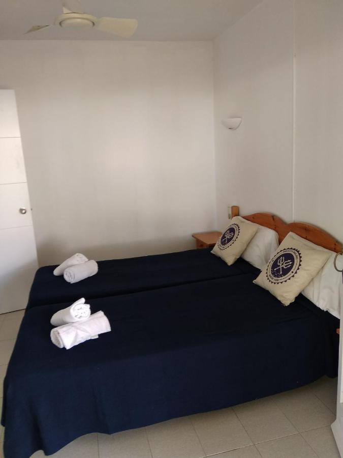 Apartamentos Playa Park Brisas Son Xoriguer קאלאן בוש מראה חיצוני תמונה